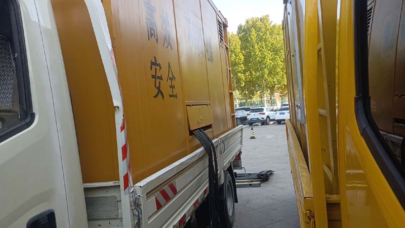 友好如何判断柴油发电机组和UPS电源的切换时间是否符合要求？
